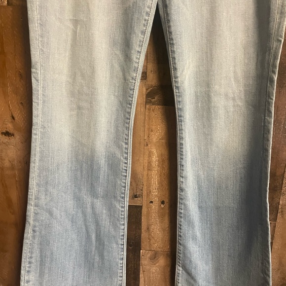 041 Lucky Brand Jeans - Picture 7 of 7